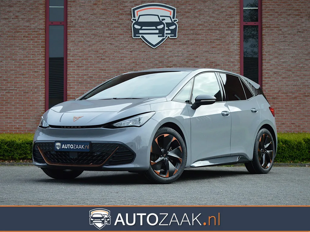 CUPRA Born (2024) — foto 1