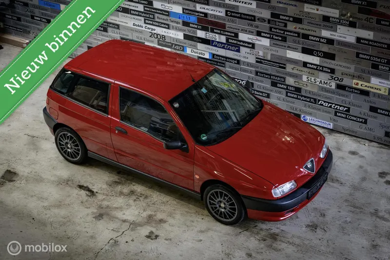 Alfa Romeo 145 (1997)