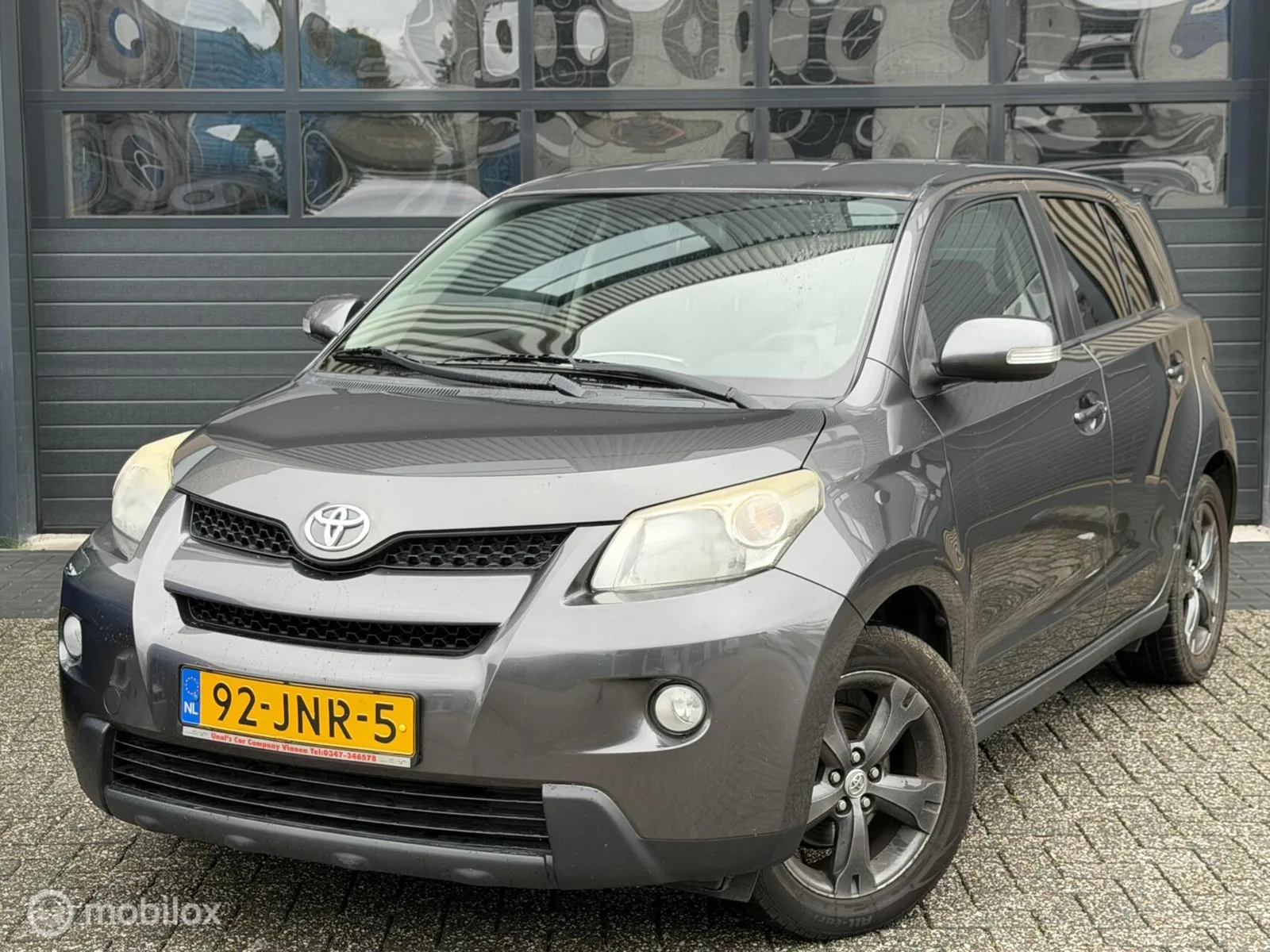 Toyota Urban Cruiser (2009) — foto 1