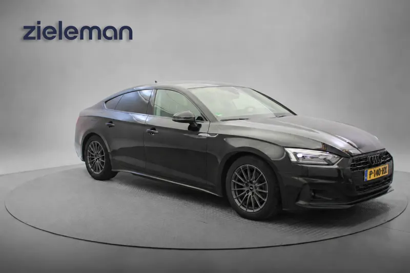 Audi A5 (2022)