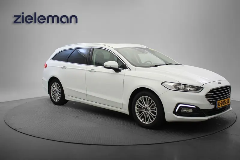 Ford Mondeo (2021)
