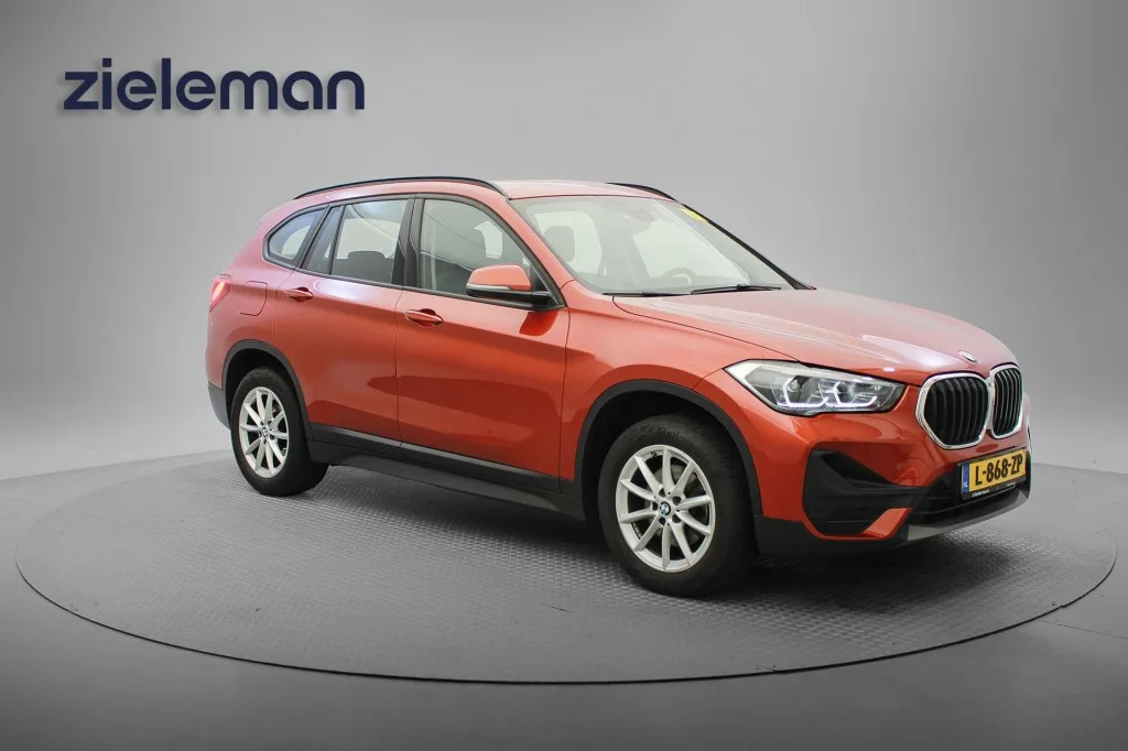 BMW X1 (2021) — foto 1