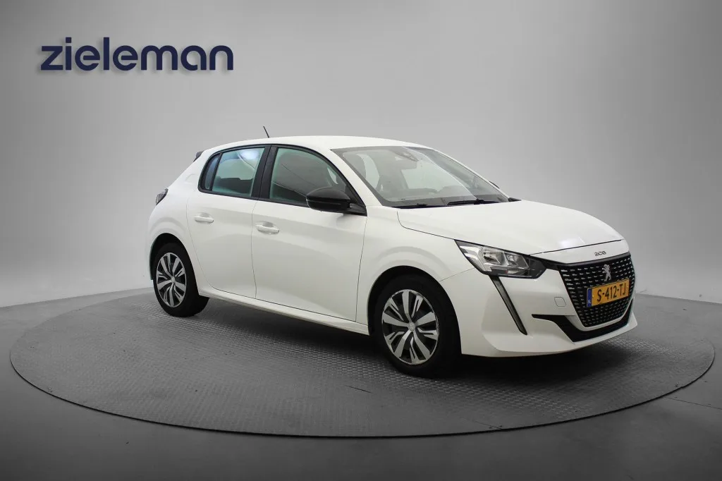 Peugeot 208 (2023) — foto 1