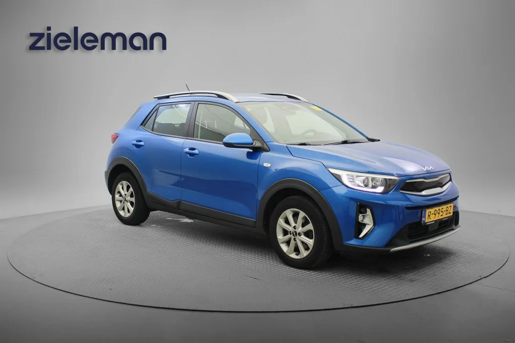 Kia Stonic (2022) — foto 1