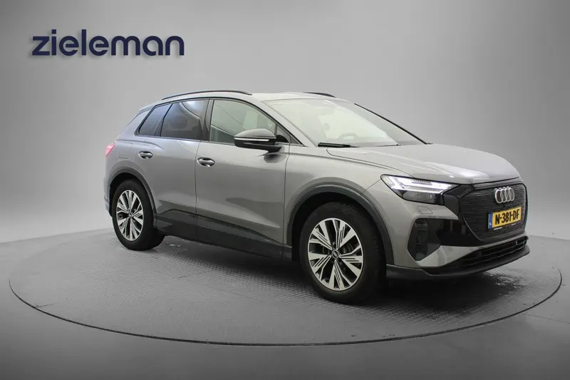 Audi Q4 e-tron (2021)
