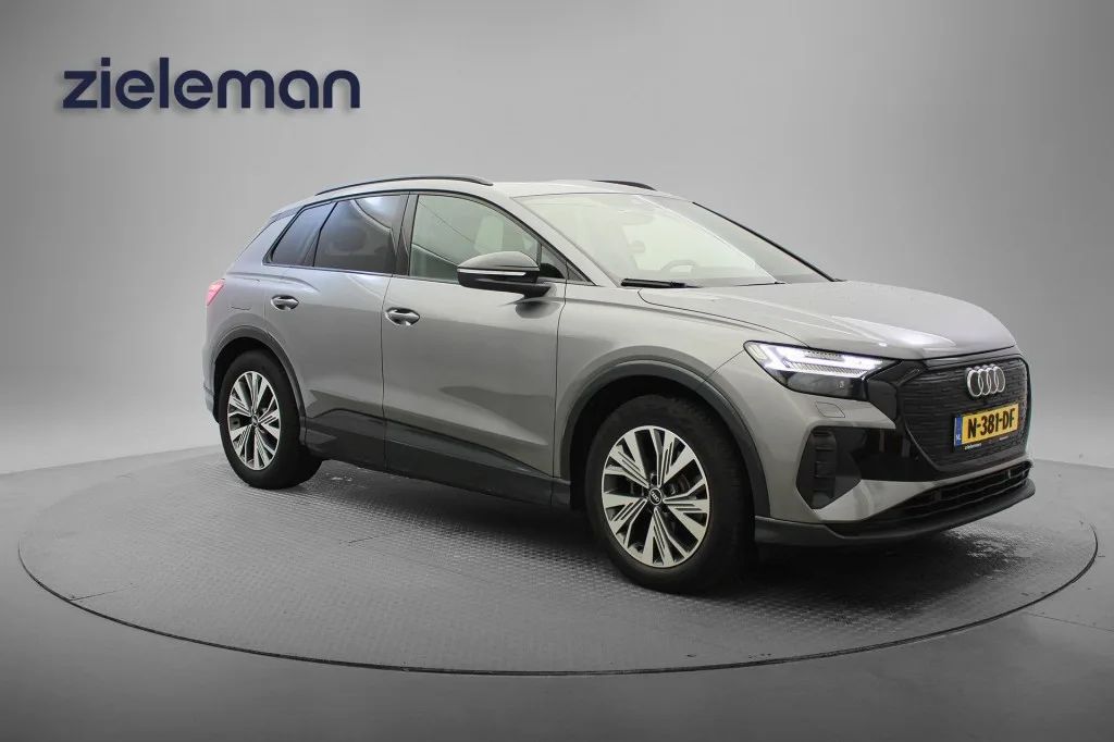 Audi Q4 e-tron (2021) — foto 1