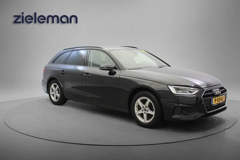 Audi A4 (2022)