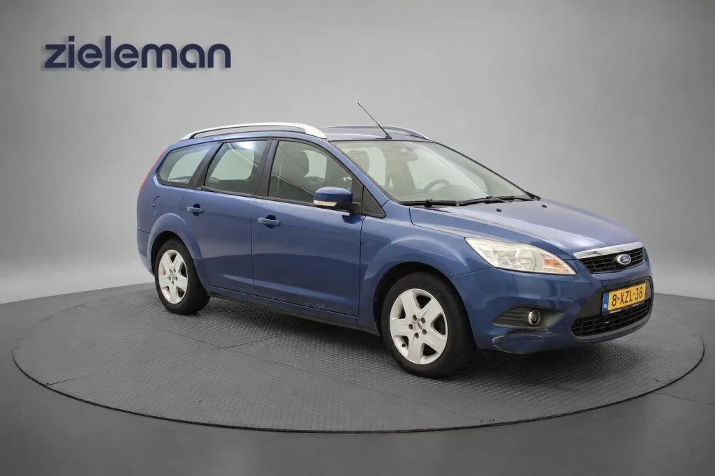 Ford Focus (2010) — foto 1