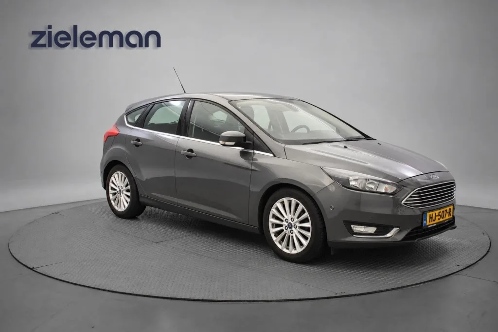 Ford Focus (2015) — foto 1