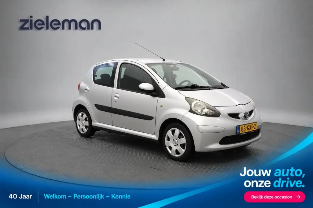Toyota Aygo (2008) — foto 1
