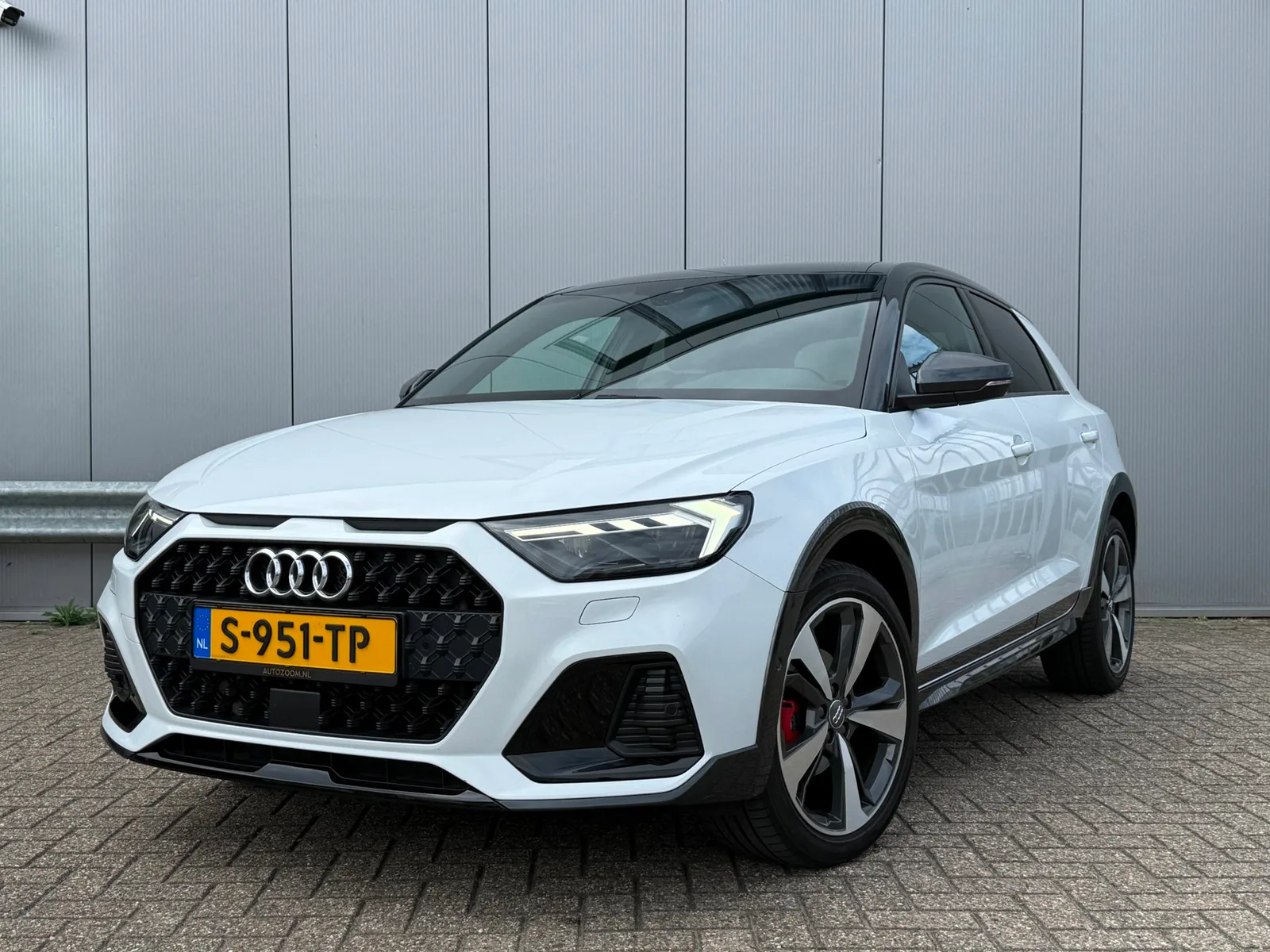 Audi A1 Citycarver (2020) — foto 1