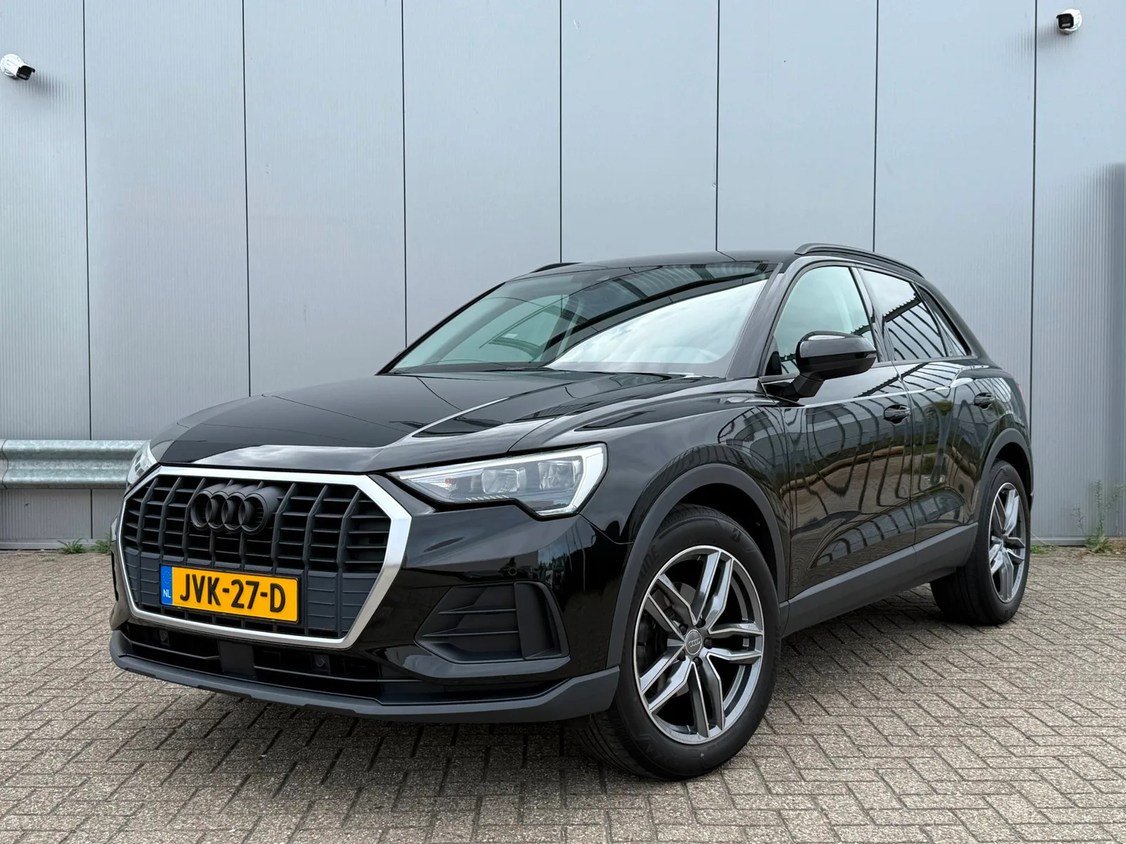Audi Q3 (2019) — foto 1