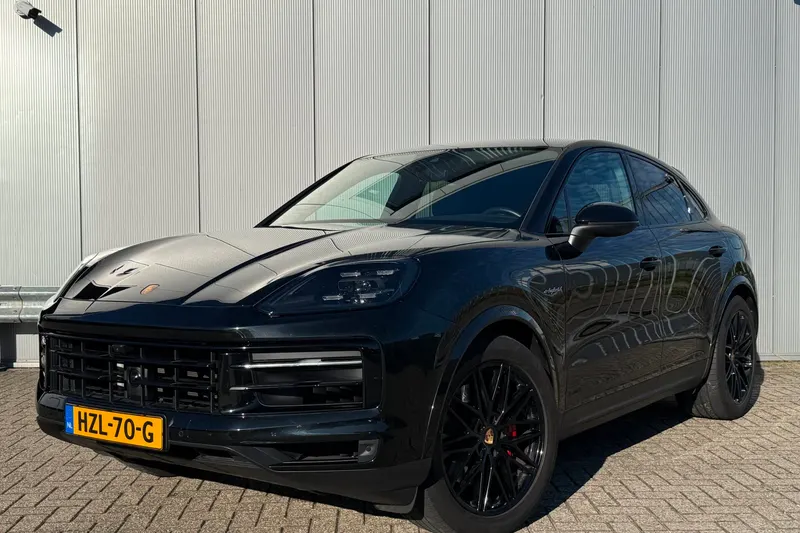 Porsche Cayenne (2023)