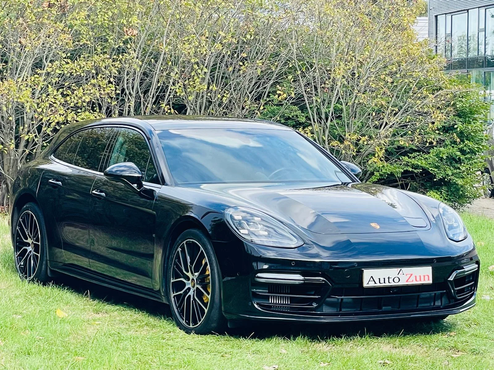 Porsche Panamera (2023) — foto 1