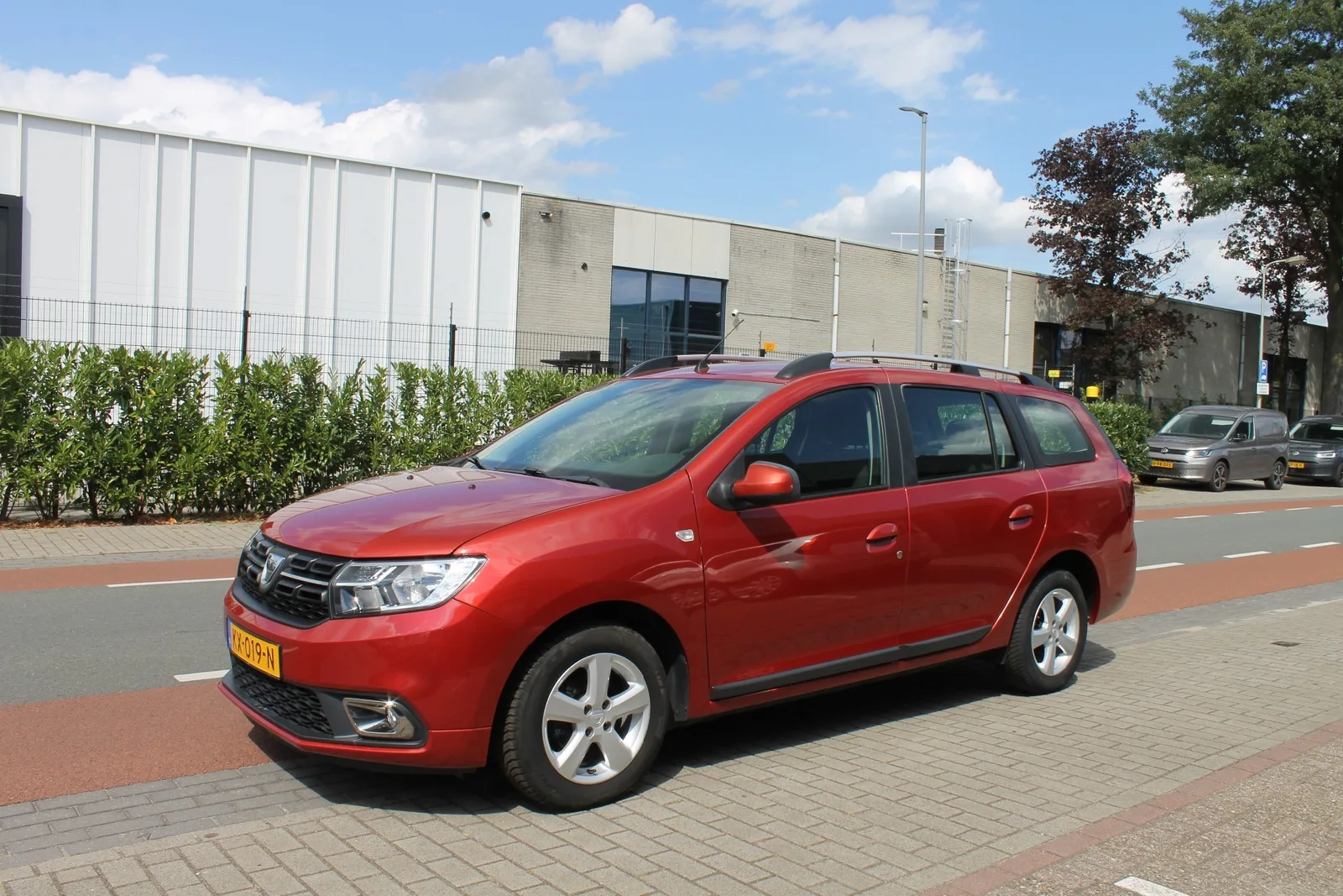 Dacia Logan (2016) — foto 1