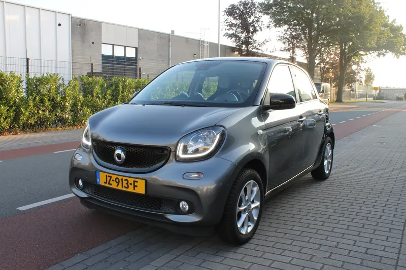 Smart ForFour (2016)