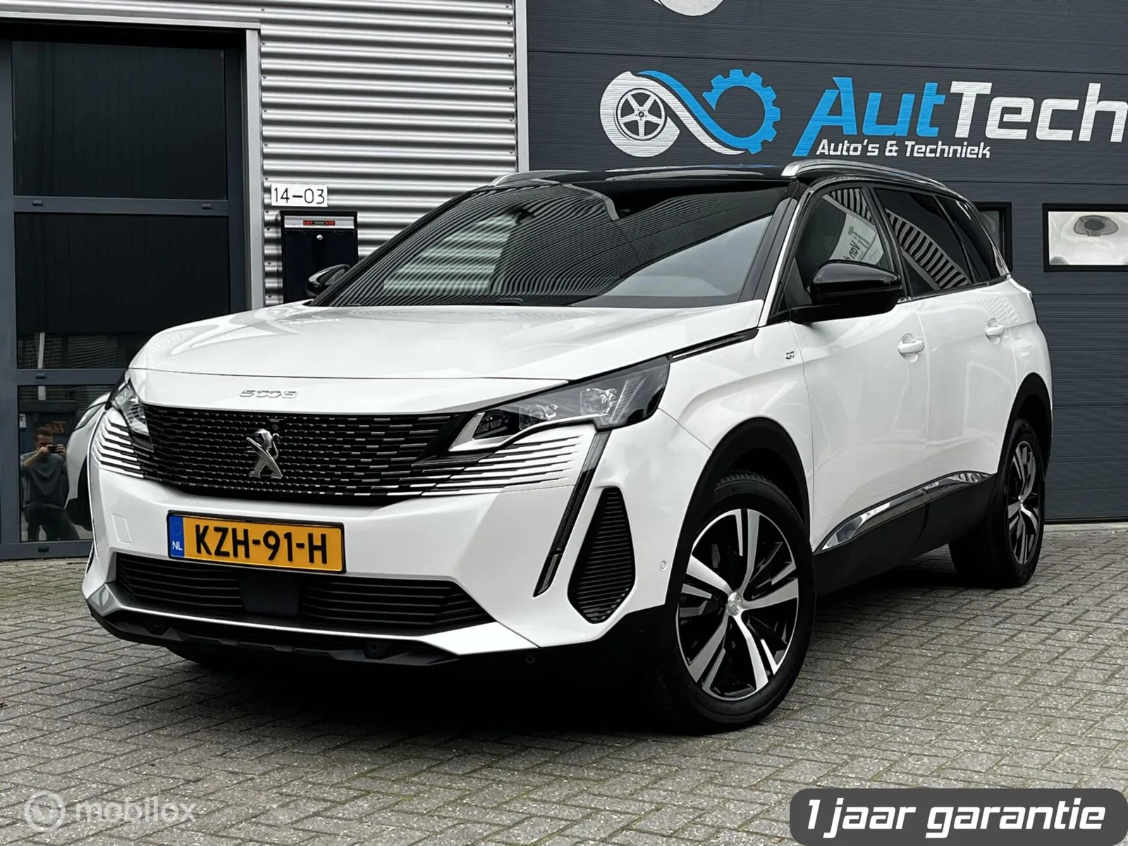 Peugeot 5008 (2021) — foto 1