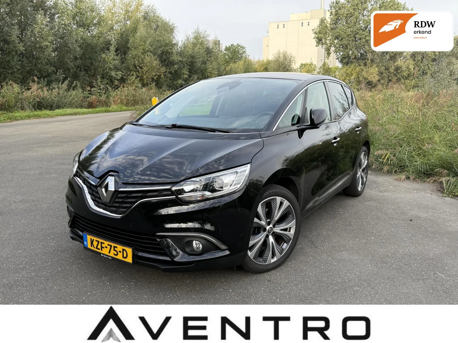 Renault Scénic (2017) — foto 1