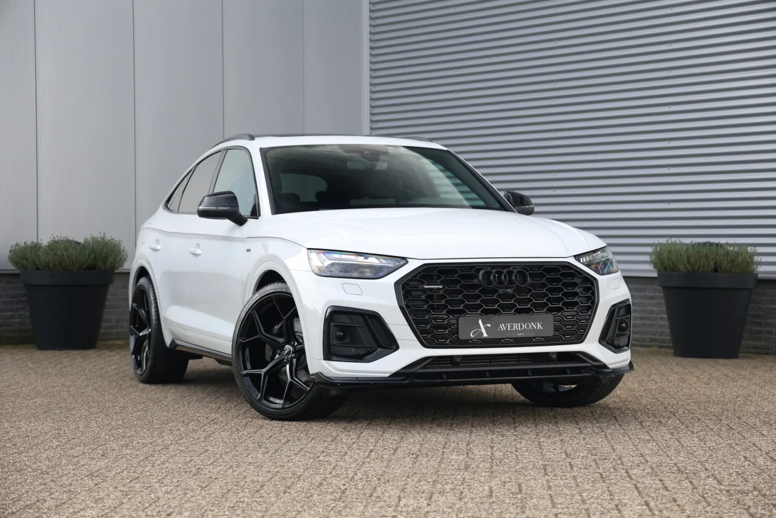 Audi Q5 Sportback (2022) — foto 1