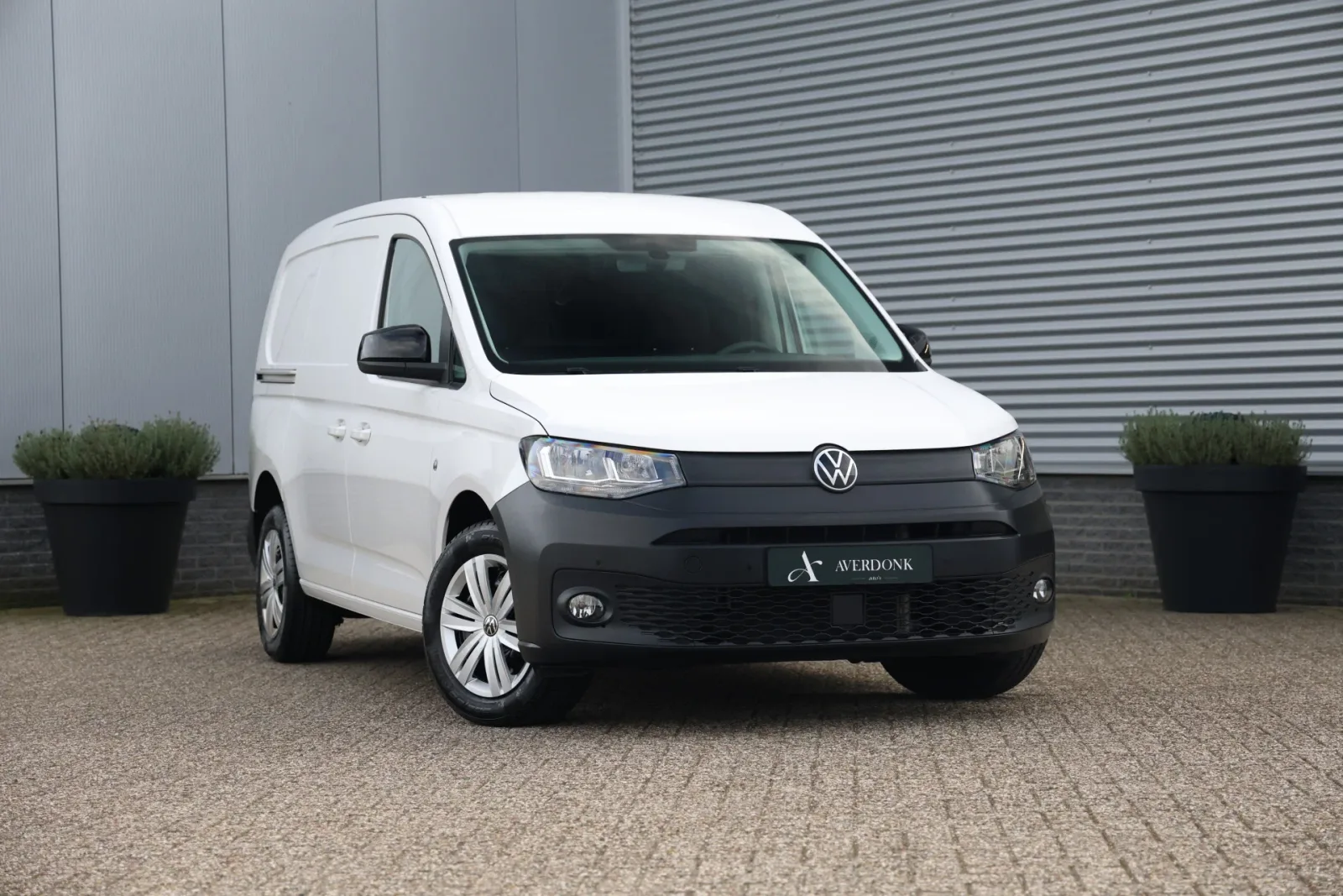 Volkswagen Caddy (2024) — foto 1