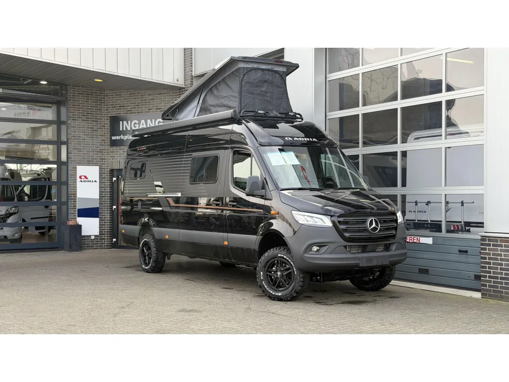 Adria Supertwin (2026) — foto 1