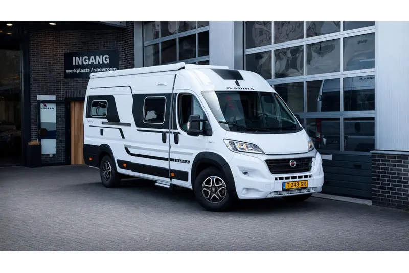 Adria Twin (2021)