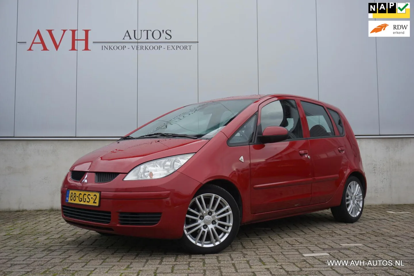Mitsubishi Colt (2008) — foto 1