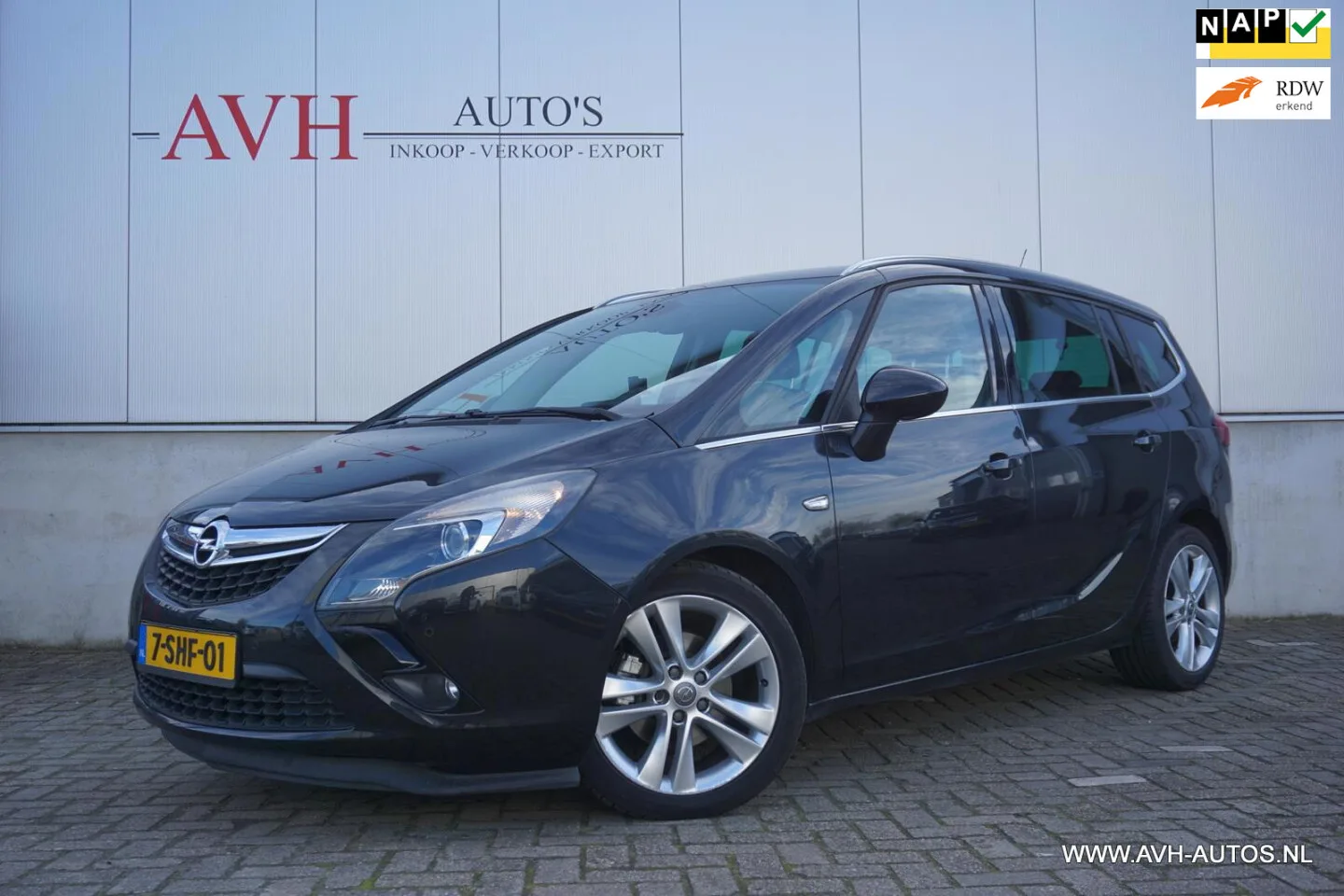 Opel Zafira (2013) — foto 1