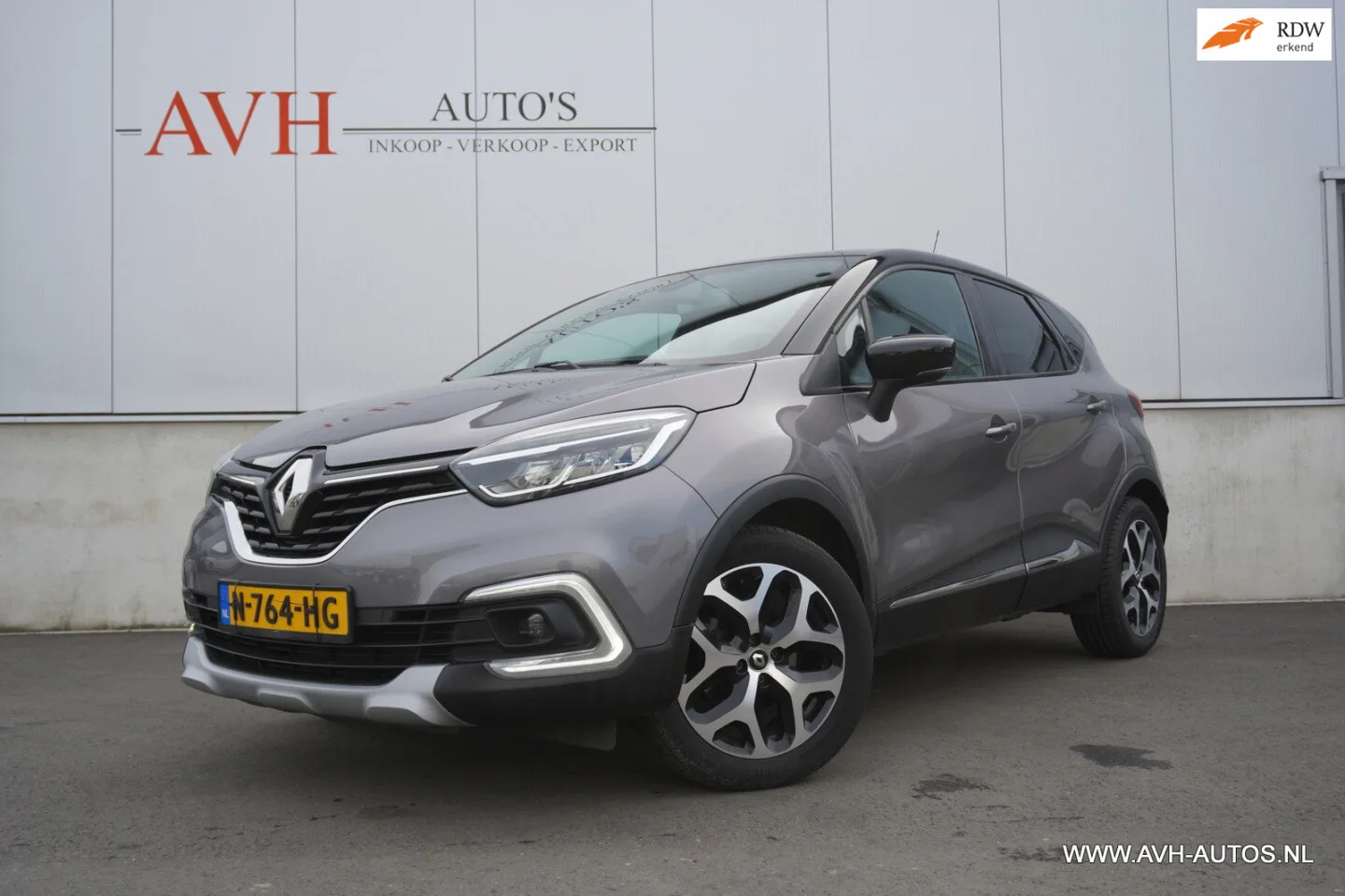 Renault Captur (2018) — foto 1