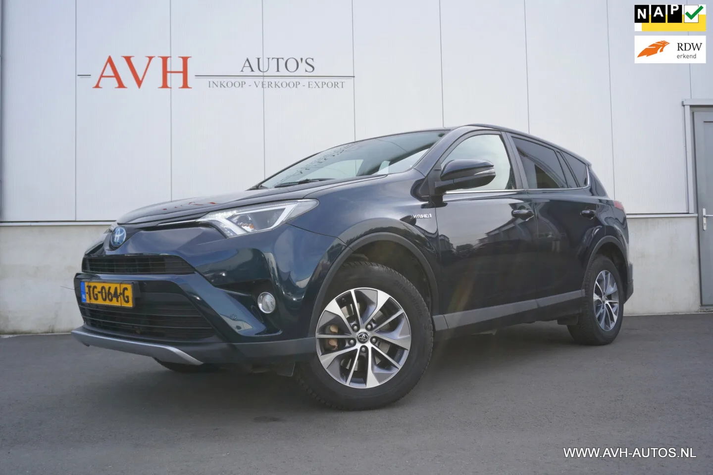 Toyota RAV4 (2018) — foto 1
