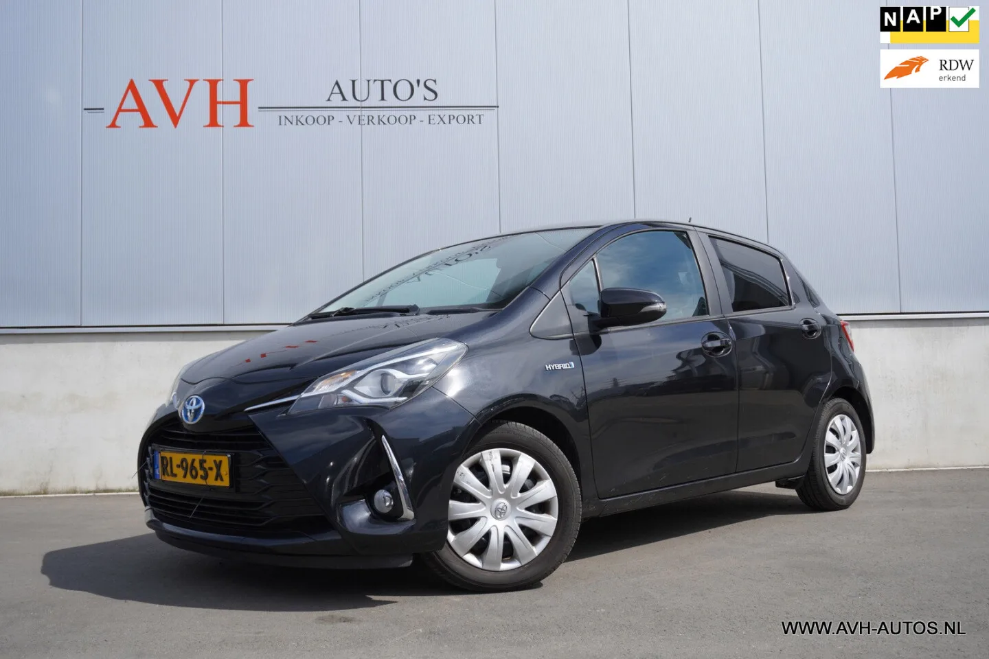 Toyota Yaris (2018) — foto 1