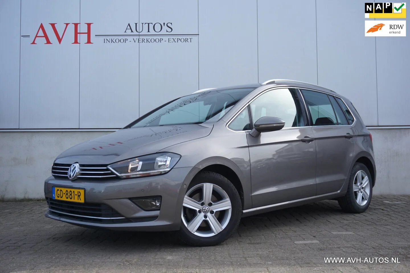 Volkswagen Golf Sportsvan (2015) — foto 1