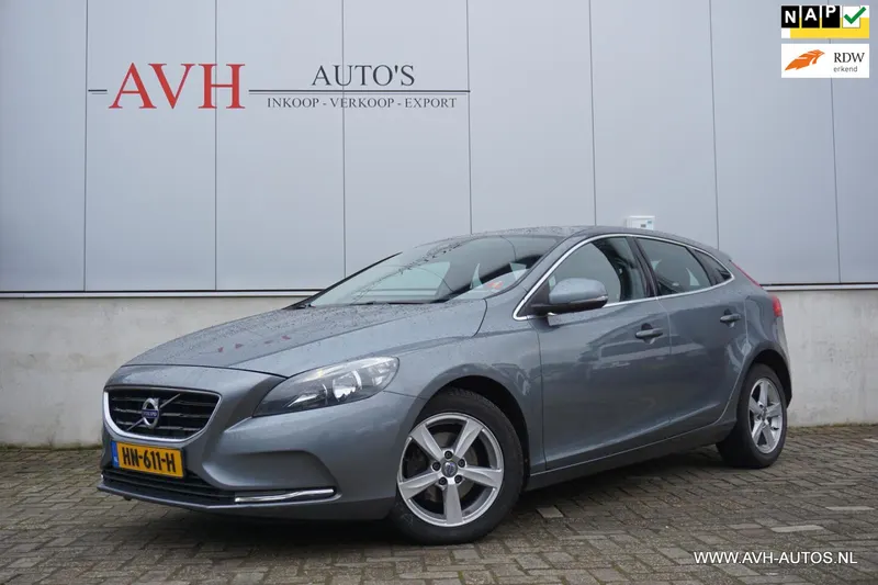 Volvo V40 (2015)