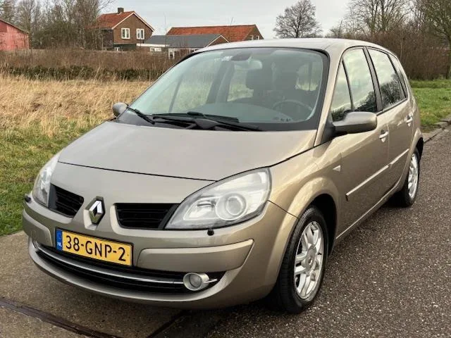 Renault Scénic (2008) — foto 1