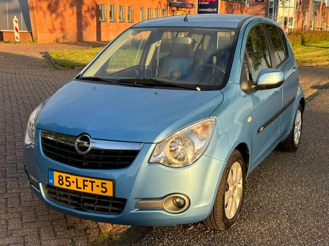 Opel Agila (2010) — foto 1