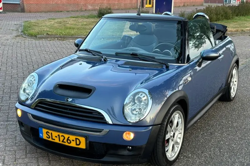 MINI Cabrio (2007)