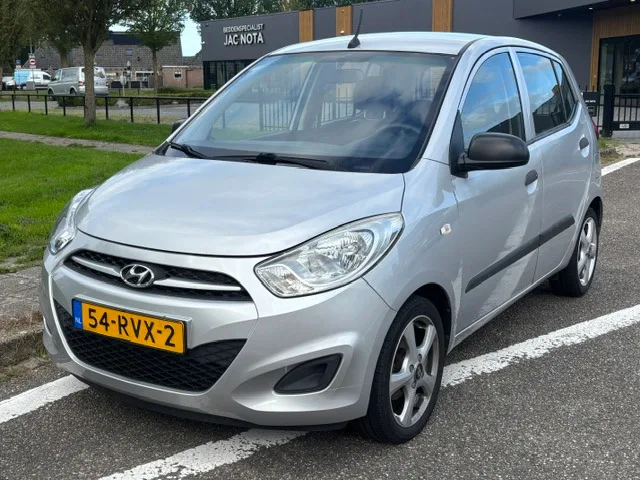 Hyundai i10 (2011) — foto 1