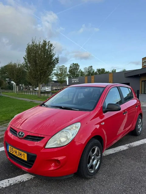 Hyundai i20 (2008) — foto 1