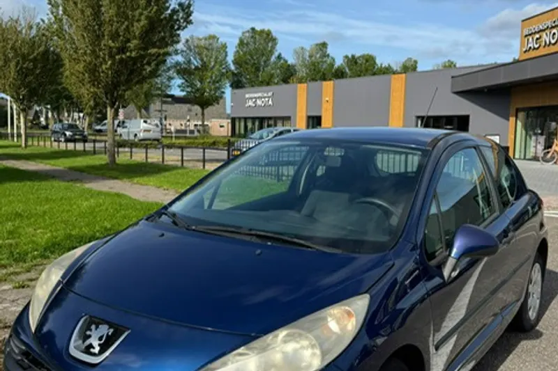 Peugeot 207 (2006)