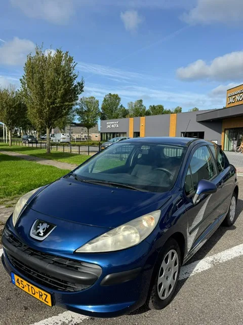 Peugeot 207 (2006) — foto 1