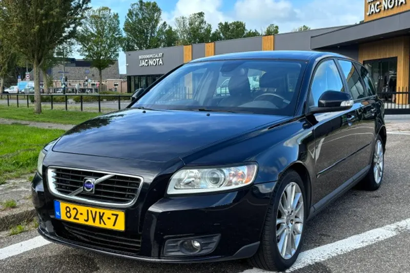 Volvo V50 (2009)