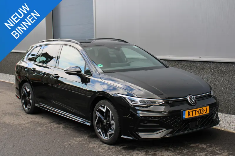 Volkswagen Golf (2025)