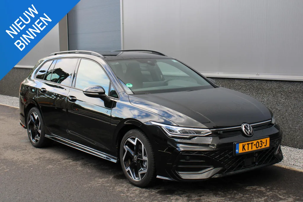 Volkswagen Golf (2025) — foto 1
