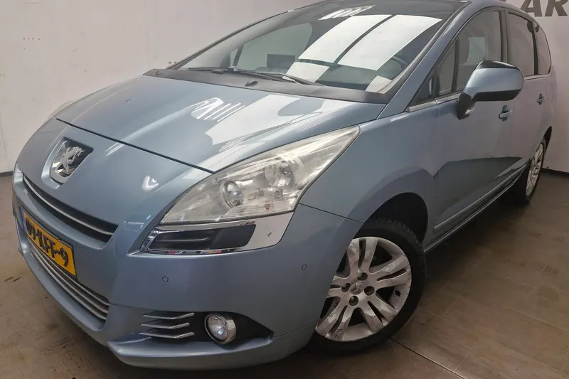 Peugeot 5008 (2009)