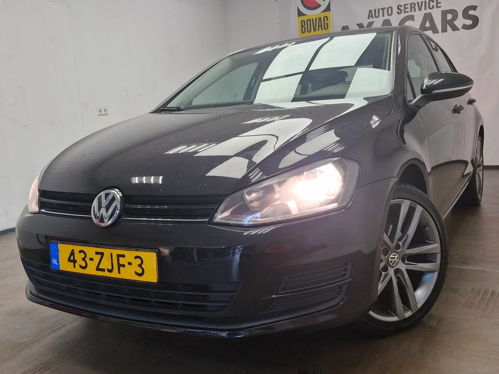 Volkswagen Golf (2012) — foto 1