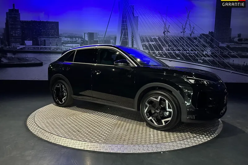 Volkswagen T-Roc (2025)