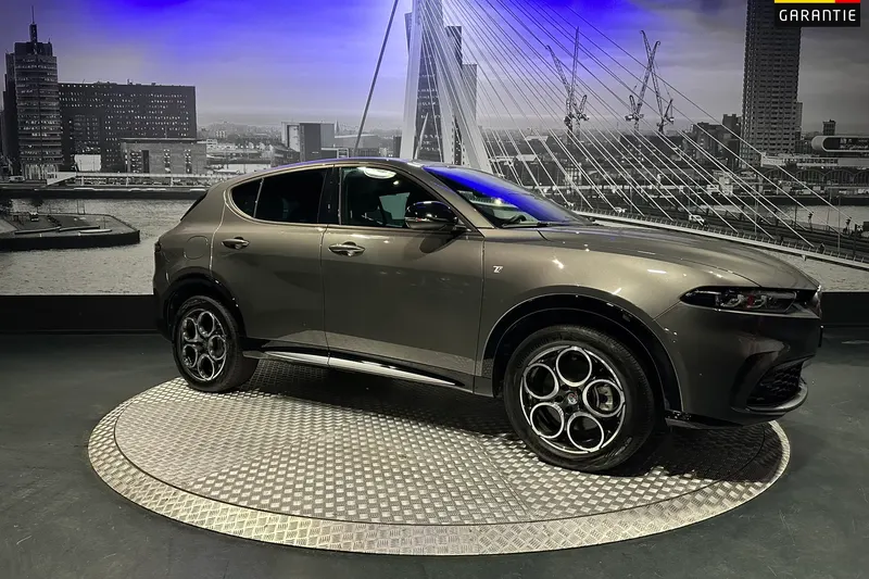 Alfa Romeo Tonale (2024)