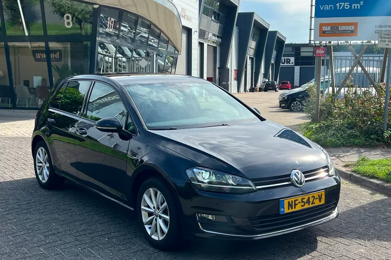 Volkswagen Golf (2015)