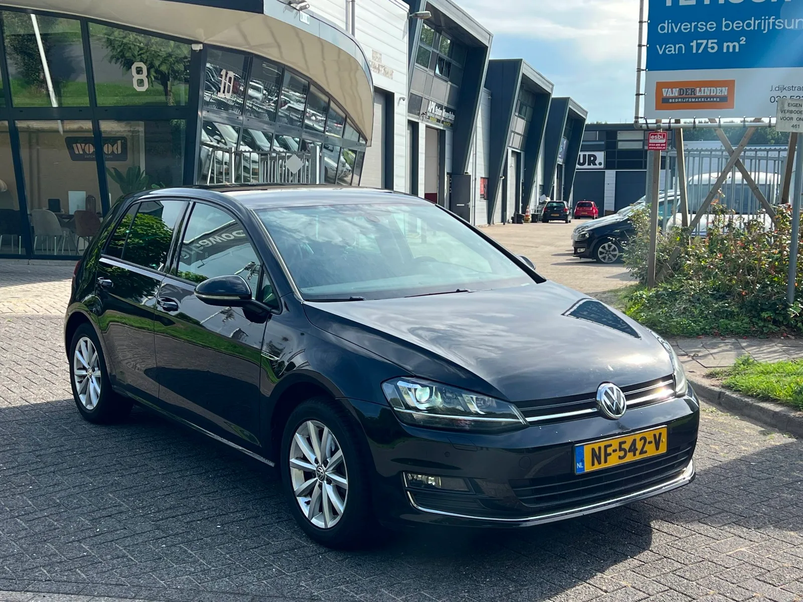 Volkswagen Golf (2015) — foto 1