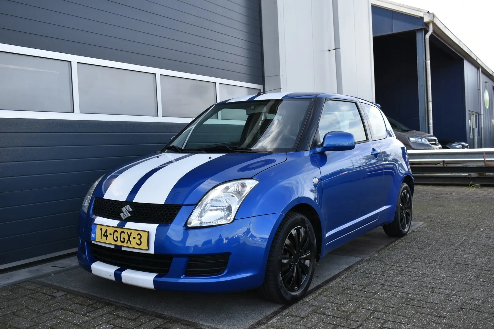 Suzuki Swift (2008) — foto 1